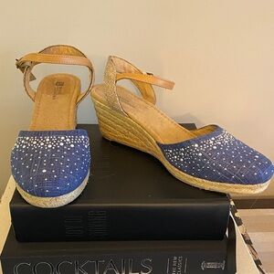 Denim & jute wedge with ankle strap - Sz 9.5M